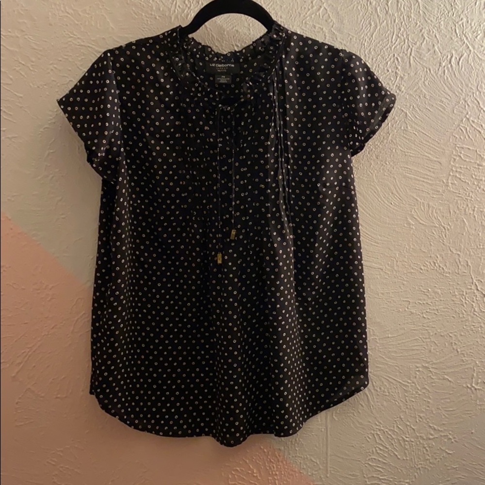 Liz Claiborne light polka top blouse